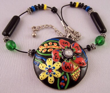 SJ29 Chicos handpainted disc necklace